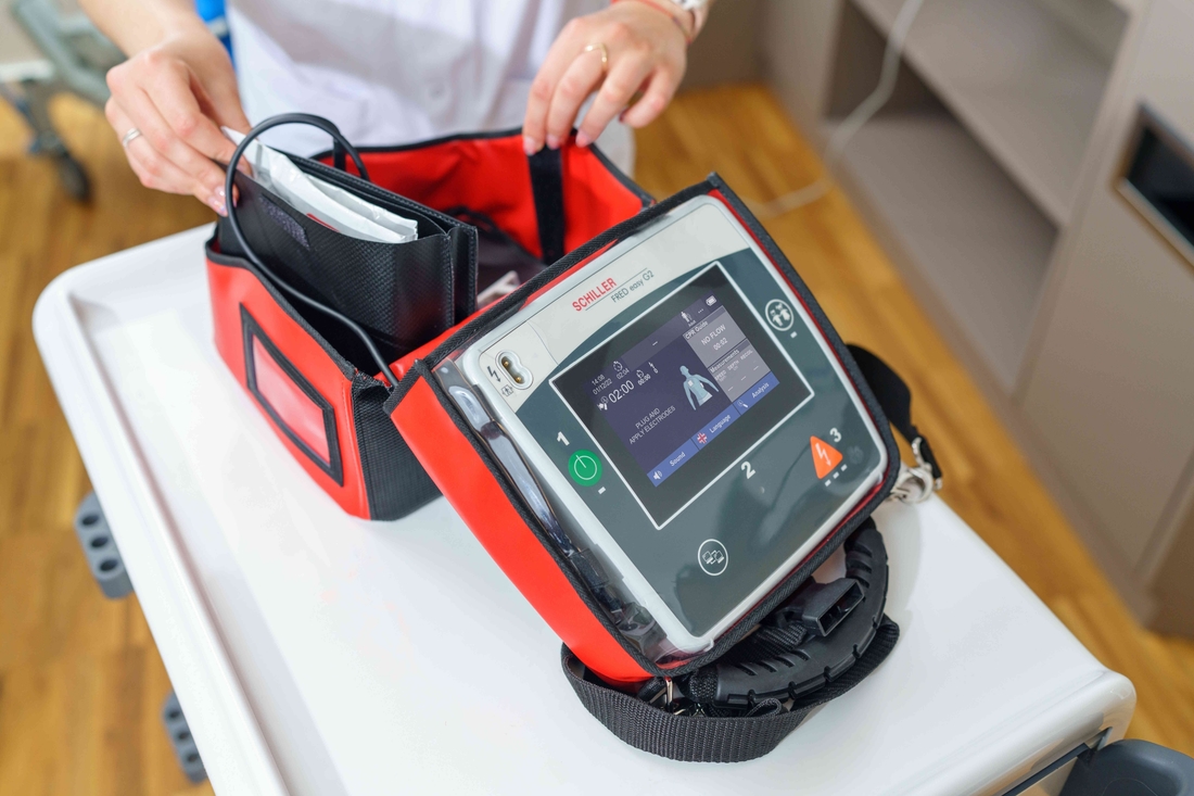 Automatic external defibrillator FRED easy G2 - Picture 2